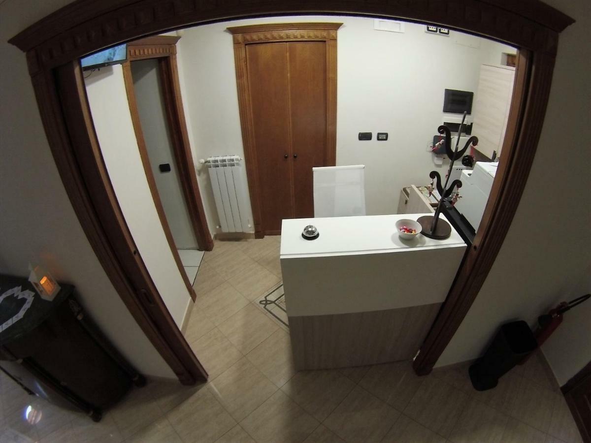 Sonevi Rooms Неаполь Экстерьер фото